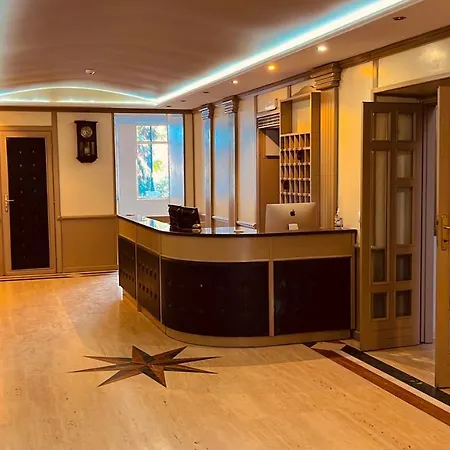 Hotel Belsito Wellness & *