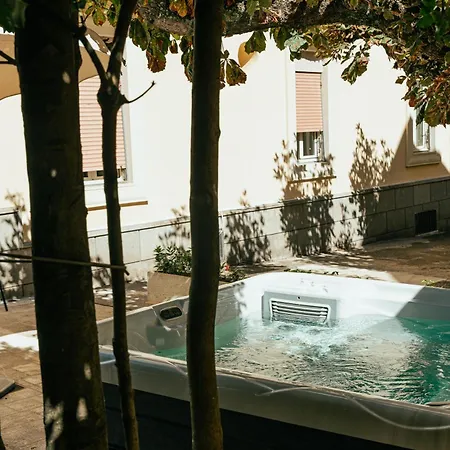 Belsito Wellness & فندق